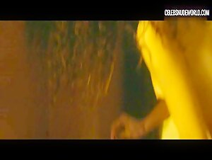 Margaret Qualley hard nipples, Nude scene in Stars at Noon (2022) 14
