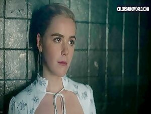 Kiernan Shipka, Erika Alexander, Diane Kruger Sexy, lesbian scene in Swimming with Sharks (2022) 11