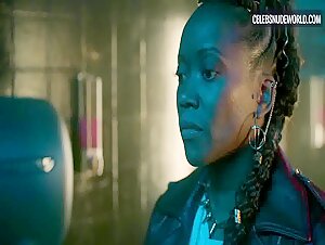 Kiernan Shipka, Erika Alexander, Diane Kruger Sexy, lesbian scene in Swimming with Sharks (2022) 5