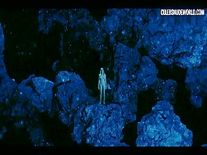Marta Nieto Nude, bush scene in Feria: The Darkest Light (2022) 6