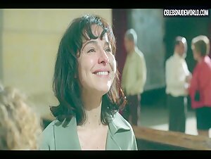 Pepa Gracia bush, Nude scene in Feria: The Darkest Light (2022) 12