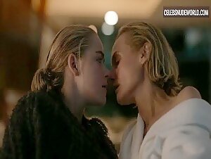 Kiernan Shipka, Diane Kruger Sexy, lesbian scene in Swimming with Sharks (2022) 12