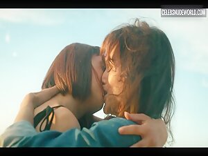 Carla Gugino, Gaite Jansen lez scene in Leopard Skin (2022) 1