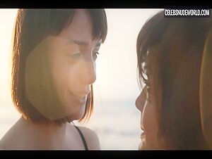 Carla Gugino, Gaite Jansen lez scene in Leopard Skin (2022) 14