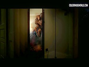 Tilda Swinton Sexy, Hugging scene in Three Thousand Years of Longing (2022) 2