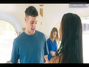 Nona Sobo Asian, Sexy scene in Welcome to Eden (2022-) 16