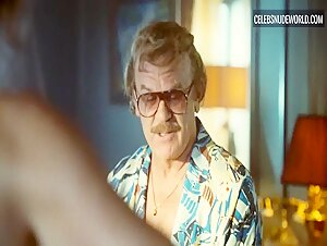 Ari Graynor underwear, Sexy scene in Winning Time: The Rise of the Lakers Dynasty (2022-) 7