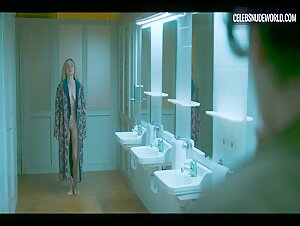 Ángela Cremonte bush, Nude scene in Feria: The Darkest Light (2022) 5