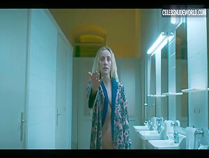 Ángela Cremonte bush, Nude scene in Feria: The Darkest Light (2022) 9