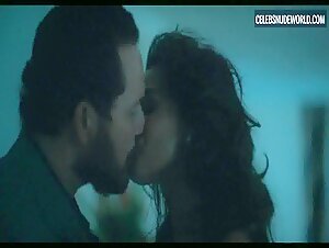 Kiara Liz underwear, Nude scene in Panama (2022) 2