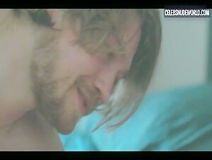 Alison Oliver Nude, butt scene in Conversations with Friends (2022) 3