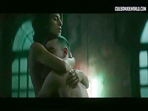 Begoña Vargas butt, breasts scene in Centauro (2022) 19