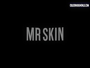 Robb Guinto breasts, Nude scene in Siklo (2022) 6