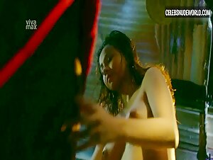 Angeli Khang wet, breasts scene in Silip Sa Apoy (2022) 12