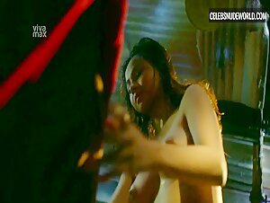 Angeli Khang wet, breasts scene in Silip Sa Apoy (2022) 14