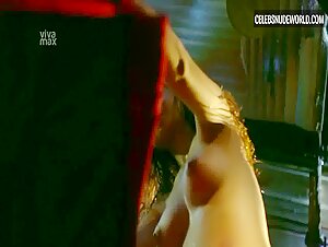 Angeli Khang wet, breasts scene in Silip Sa Apoy (2022) 8