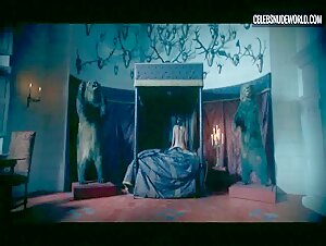 Amrita Acharia breasts, Nude scene in The Serpent Queen (2022)