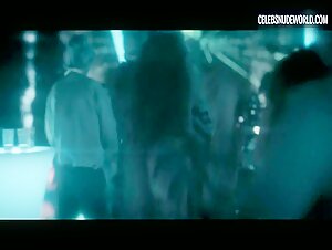 Taylor Blackwell Cleavage, Party scene in American Gigolo (2022) 14