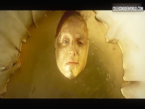 Ludivine Sagnier Nude, large breasts scene in The Serpent Queen (2022) 3