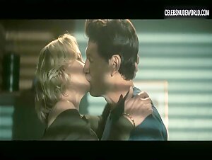 Gretchen Mol oral, Sexy scene in American Gigolo (2022) 3