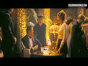 Karina Fontes Sexy, Bra scene in Babylon (2022) 16