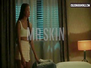 María de Nati underwear, breasts scene in Wrong Side of the Tracks (2022-) 5