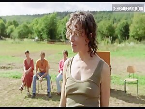 Aenne Schwarz Outdoors, Singing scene in So Long Daddy, See You in Hell (2022) 1