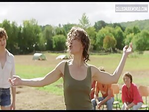 Aenne Schwarz Outdoors, Singing scene in So Long Daddy, See You in Hell (2022) 3