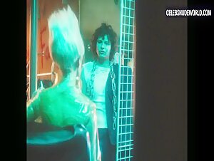 Maisie Williams Sexy, prosthetic scene in Pistol (2022) 19