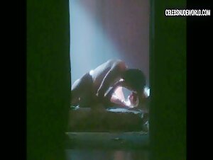 Emma Appleton breasts, Nude scene in Pistol (2022) 3