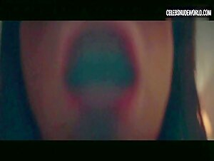 Ilenia Pastorelli breasts, Nude scene in Dark Glasses (2022) 16