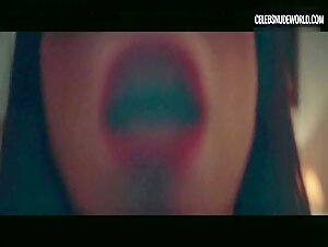 Ilenia Pastorelli breasts, Nude scene in Dark Glasses (2022) 18