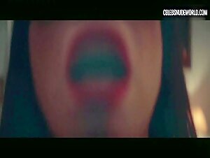 Ilenia Pastorelli breasts, Nude scene in Dark Glasses (2022) 19