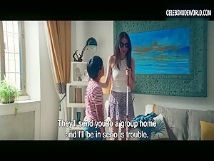 Ilenia Pastorelli Sexy, Sunglasses scene in Dark Glasses (2022) 16