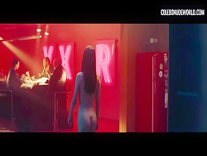 Charlotte Timmers breasts, Nude scene in Zillion (2022) 9