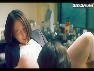 Akari Fukunaga underwear, Sexy scene in Hand (2022) 11
