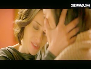 Ariadna Cabrol lesbian, Sexy scene in The Quantum Devil (2023) 8