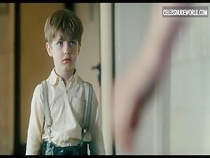 Saskia Rosendahl butt, Nude scene in Never Look Away (2018) 18
