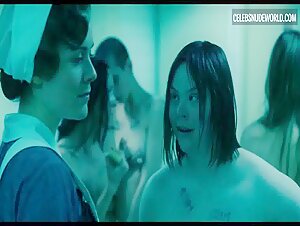 Saskia Rosendahl breasts, Nude scene in Never Look Away (2018) 16