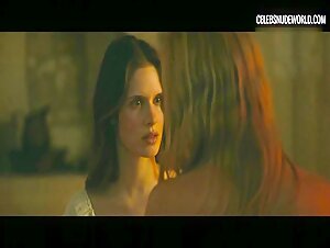 Daphne Patakia, Virginie Efira bush, lesbian scene in Benedetta (2021) 11