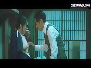 Han Ha-na Nude, breasts scene in The Handmaiden (2016) 3