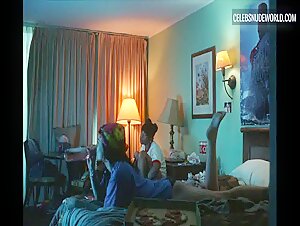 Paris Jackson underwear, Sexy scene in Swarm (2023) 4