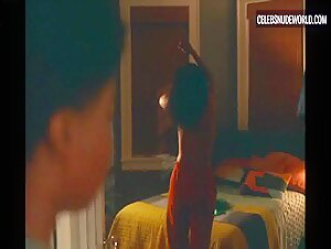 Kiersey Clemons Doorway, Bedroom scene in Swarm (2023) 1