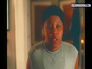 Kiersey Clemons Doorway, Bedroom scene in Swarm (2023) 11