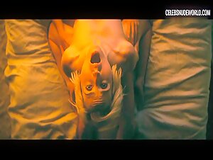 Zoe Lister-Jones breasts, Nude scene in Slip (2023) 20