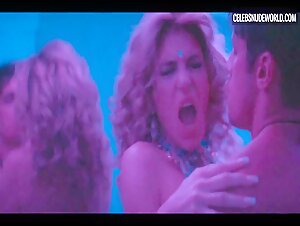 Marina Gatell Nude, bathroom scene in Nacho (2023)