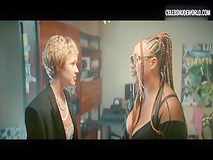 Ewa Ekwa Sexy, Black scene in Temptation (2023) 12