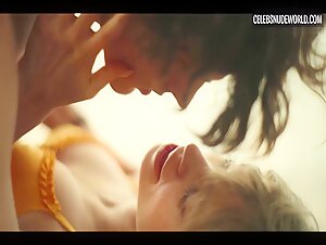 Guiomar Puerta bikini, Sexy scene in Montecristo (2023) 12