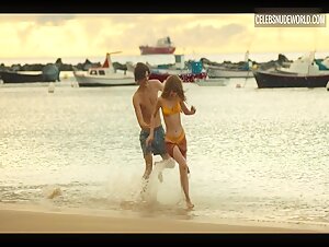 Guiomar Puerta bikini, Sexy scene in Montecristo (2023)