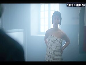 Claudia Salas Flash, Showers scene in Las Pelotaris 1926 (2023) 14